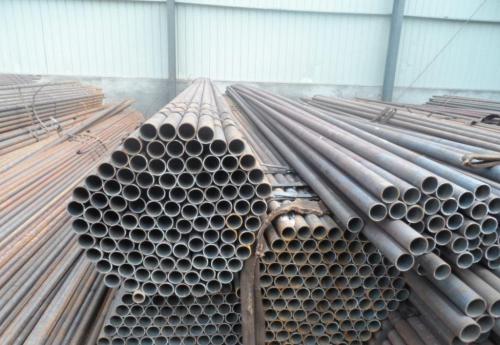 小口徑無縫鋼(gāng)管.jpg 小口徑無縫鋼管.jpg